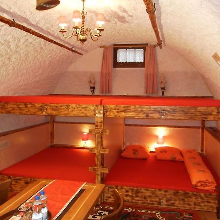 Casa Job - Gasthaus - Sauna, Whirlpool - Trun 外观 照片