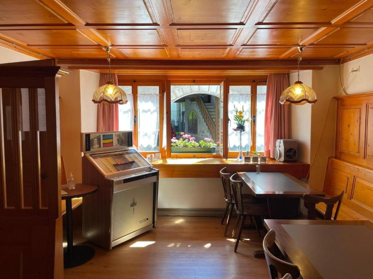 Casa Job - Gasthaus - Sauna, Whirlpool - Trun 外观 照片